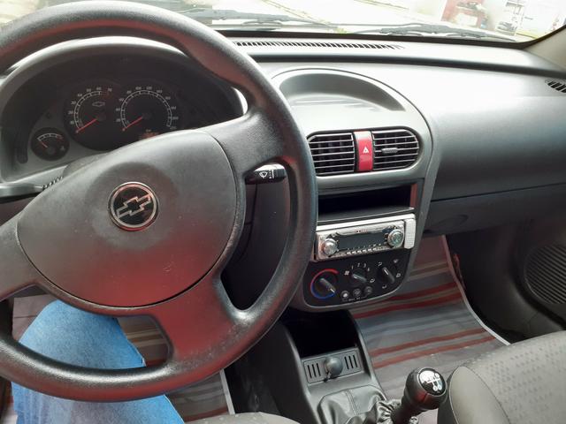 Vendo Corsa super conservado - Foto 2