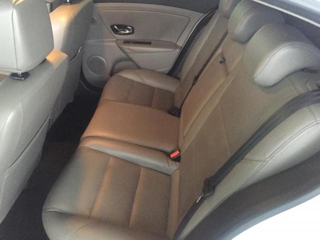 FLUENCE Sedan Privilge 2.0 16V FLEX Aut - Foto 11