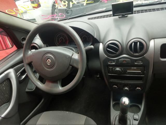 Renault Logan ano 2012 entrada + parcelas 489,00 fx cdc- grátis IPVA 2020 e gnv - Foto 7