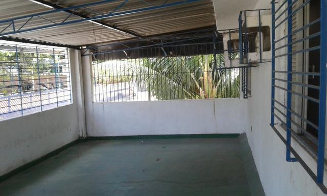 Casa em afogados com 5 quartos - Foto 8