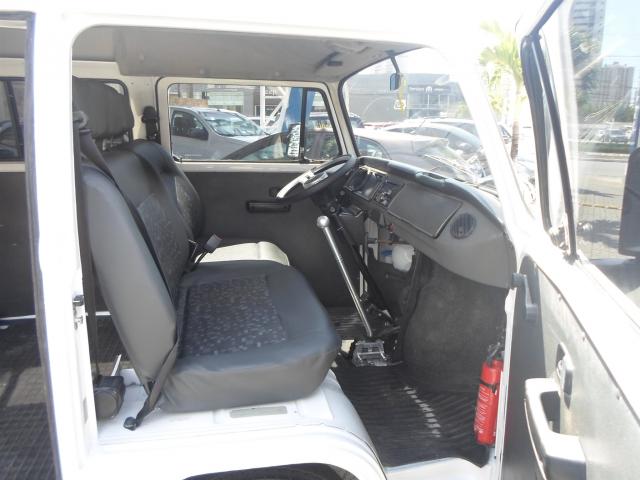 VOLKSWAGEN KOMBI 2010/2011 1.4 MI FURGÃO 8V FLEX 3P MANUAL - Foto 10