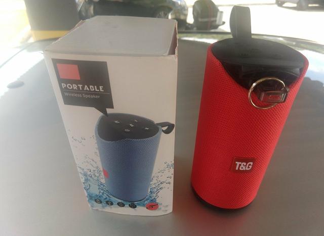 Black Friday Caixa de Som Bluetooth e Pendrive