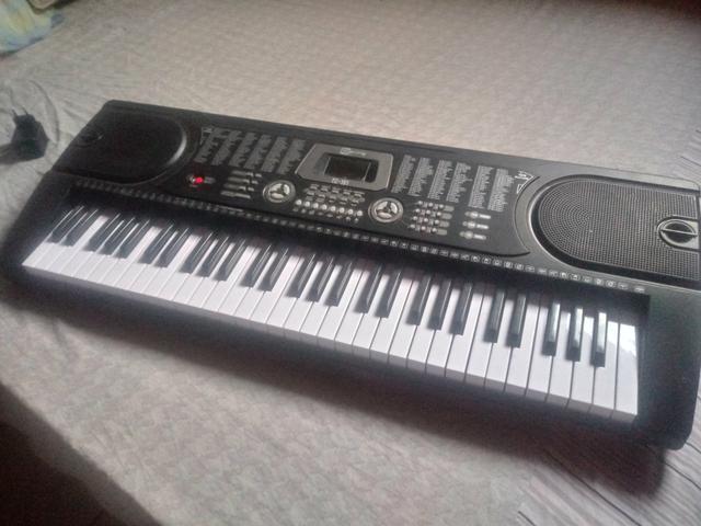 Teclado na caixa - Foto 4