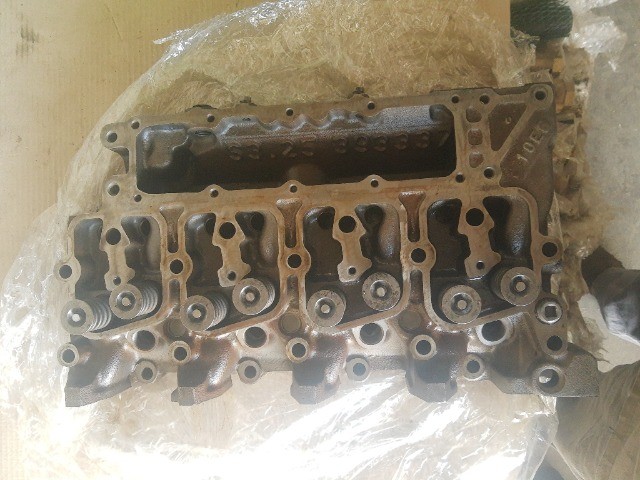 Conjunto cabeçote do motor Cummins retroescavadeira Case 580L / 580M - Foto 3