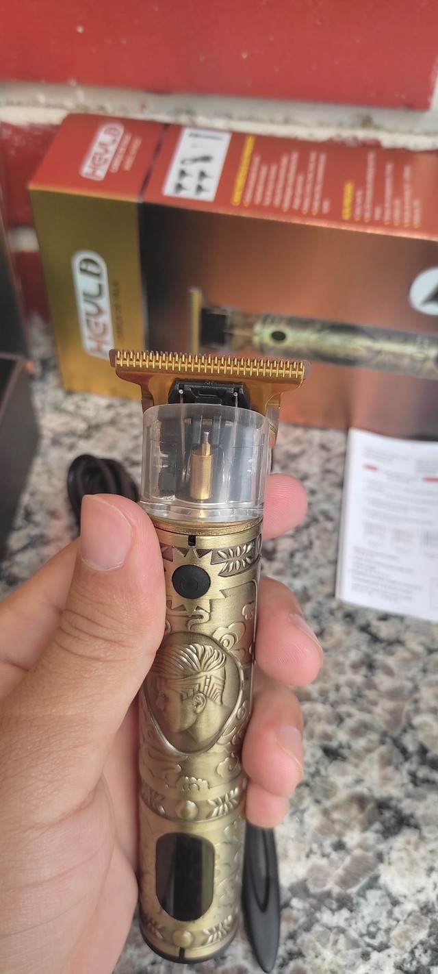 Máquina de cortar cabelo com marcador de bateria  - Foto 3