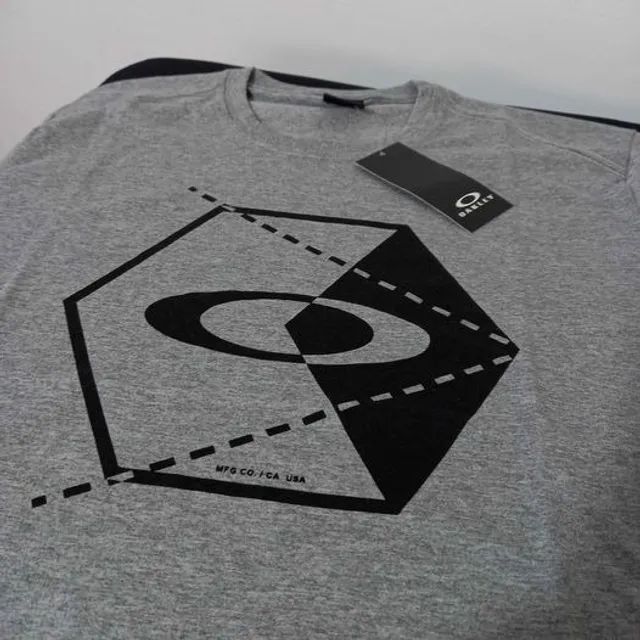 Camiseta Oakley Pieces Geometric