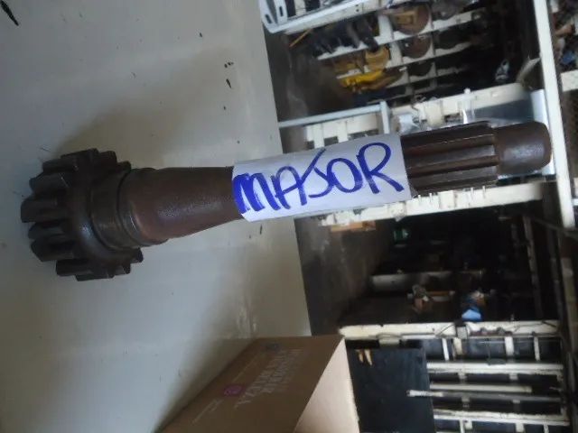 Eixo piloto trator Fordson Major usado 