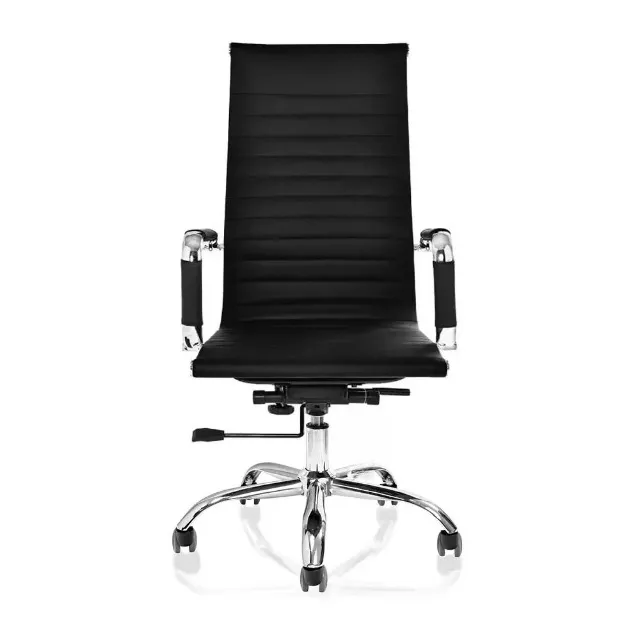 Cadeira Executiva Eames Preta Usada