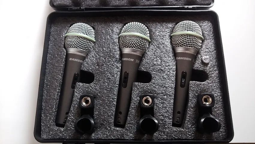 Kit 3 Microfones Samson Q6 Dinâmico Chave On-off com Case