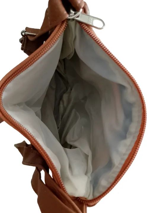 Bolsa Feminina Transversal Caramelo  3 Ziper - Foto 5