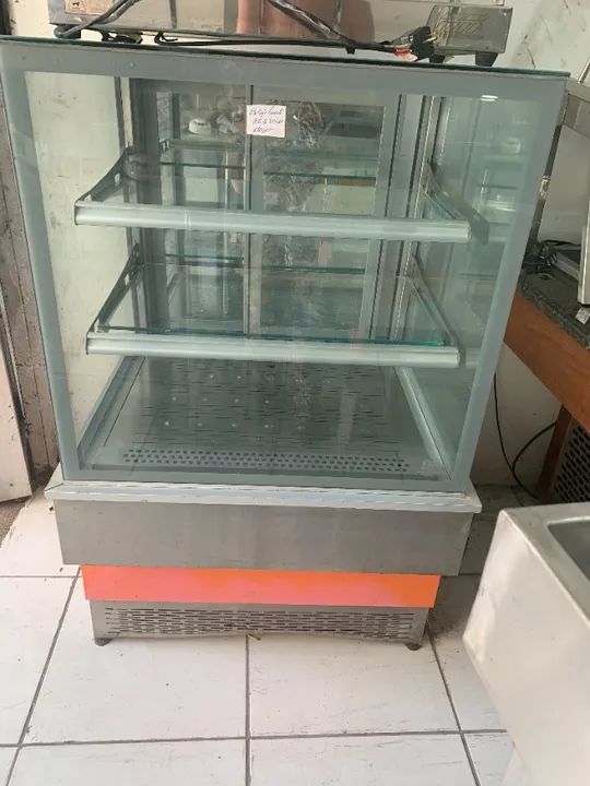 Vitrine para salgados