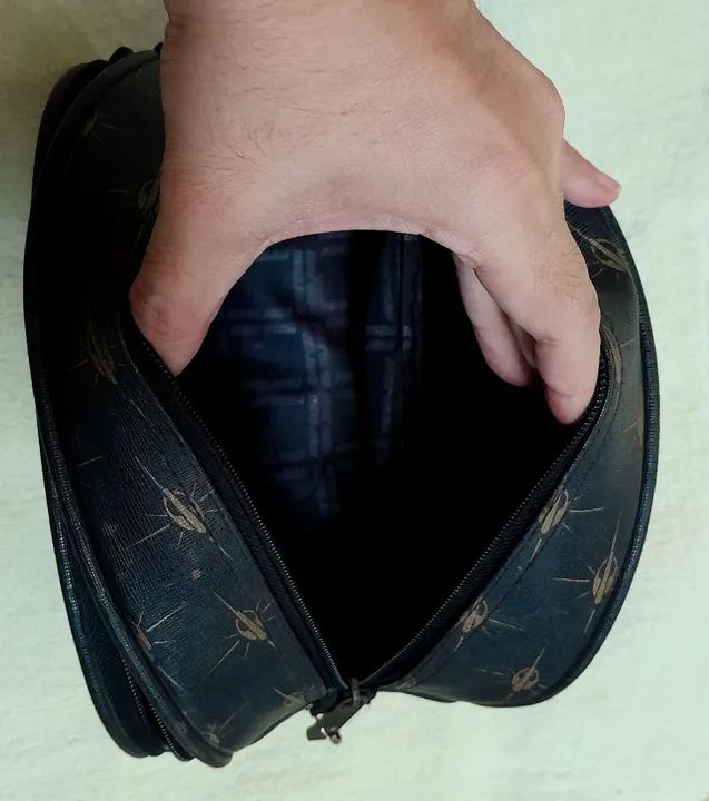 Necessaire Mormai Preta (R$ 60) - Foto 3