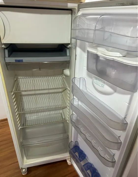 Geladeira Cônsul Conservada - Entrego  - Foto 2