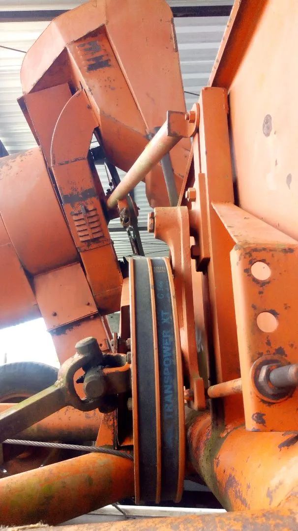 Colhedeira de milho penha, ótimo estado - Foto 6