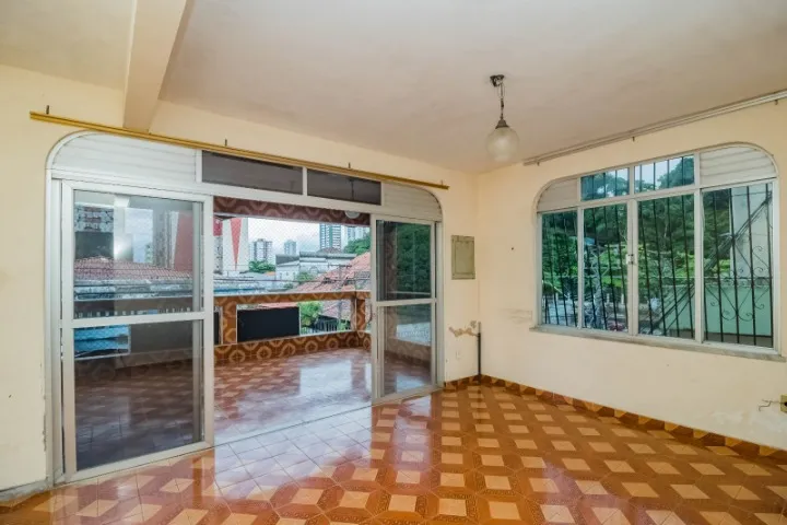 A.Moura Gestor Imobiliario Vende Prédio com. /resid. com 3 pav, na Enéas Pinheiro