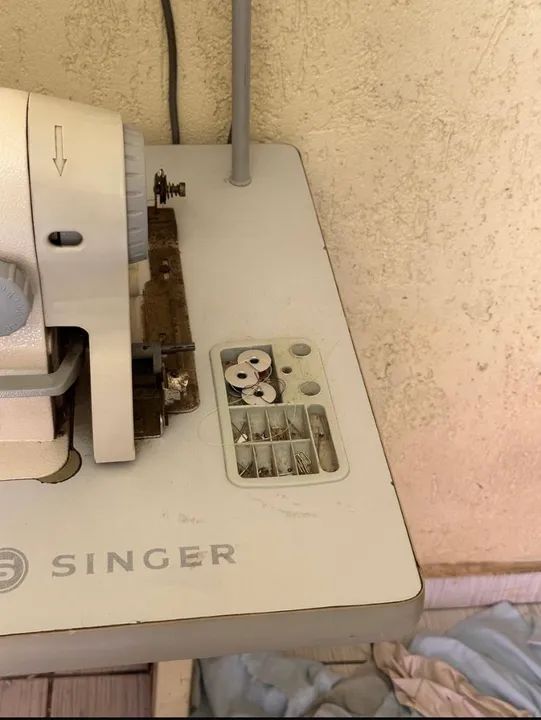 Máquina de Costura Industrial Singer - Foto 5