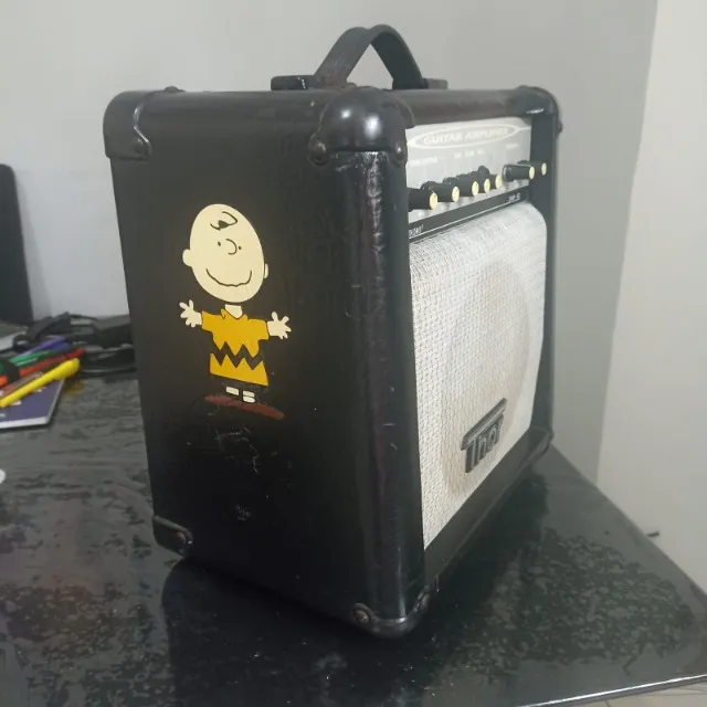 Guitarra com amplificador