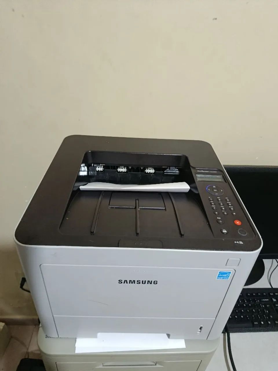Impressora Samsung proexpess m4020nd bem conservada com toner 