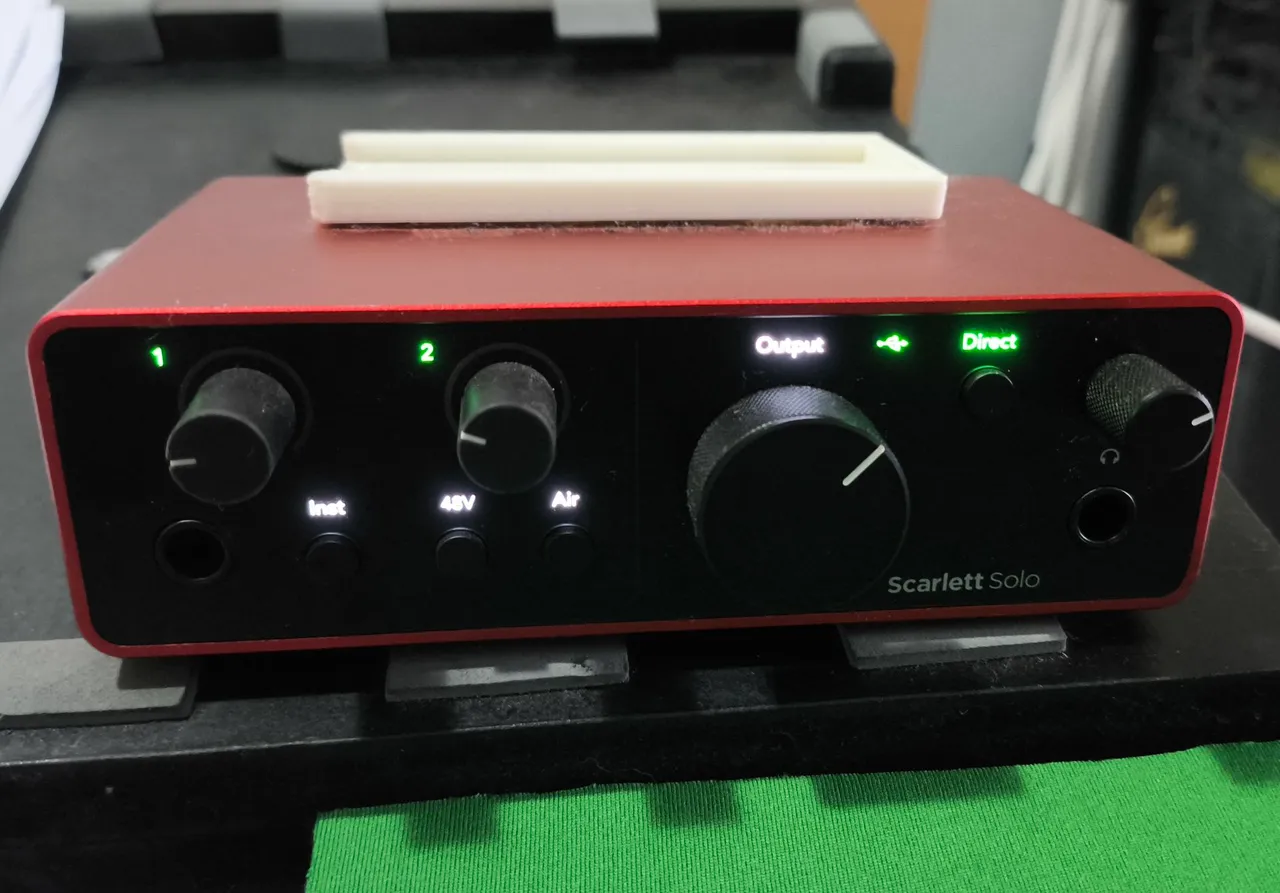 Interface de Áudio Scarlett Solo - 4°geração - Focusrite