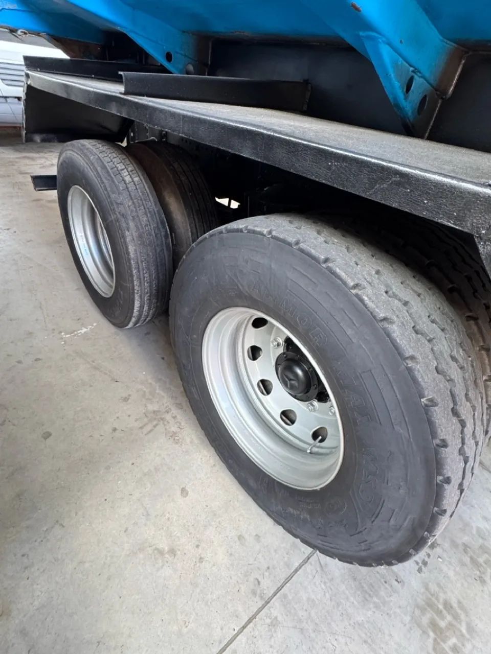 Caminhão Caçamba Mercedes-Benz L 1620  - Foto 3