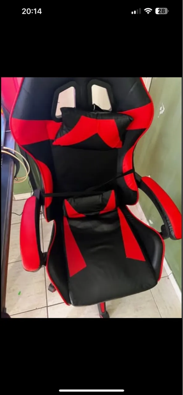 Cadeira Gamer ergonômica com apoio de pé