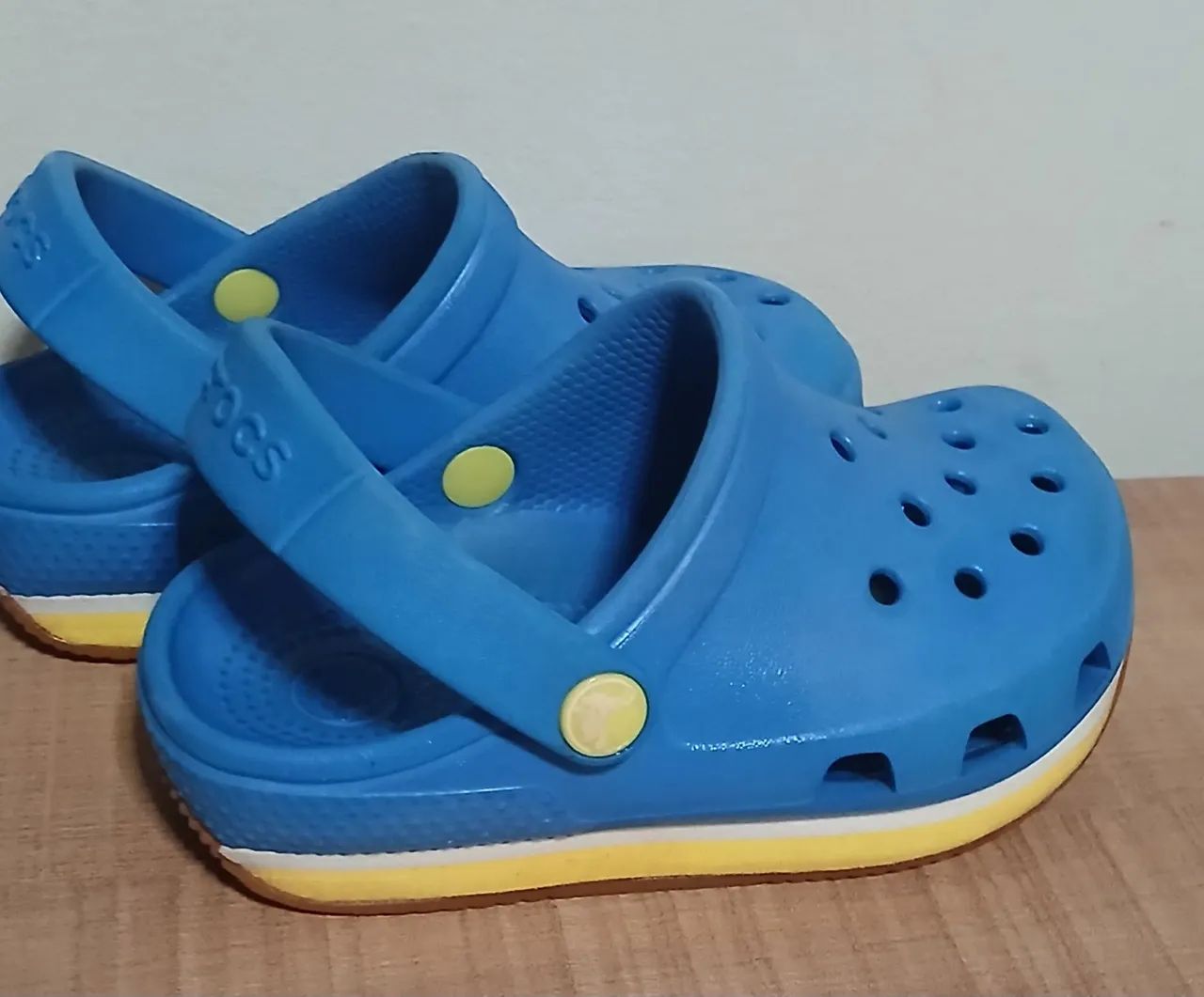 Crocs Infantil n° 23 C6 - Foto 2