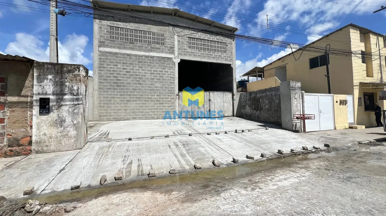 Alugue Galpão com 350m² NOVO, no Jordão ao lado do Aeroporto