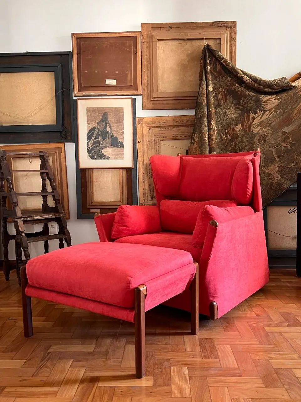 Maxi Armchair and Puff, 1970s Design64728843040002120