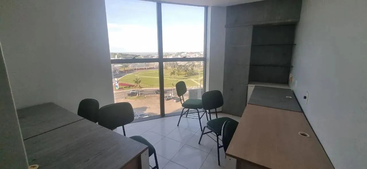 Sala comercial grande com 50m2, Renascença II, Av. Colares Moreira, porcelanato, divisória - Foto 5