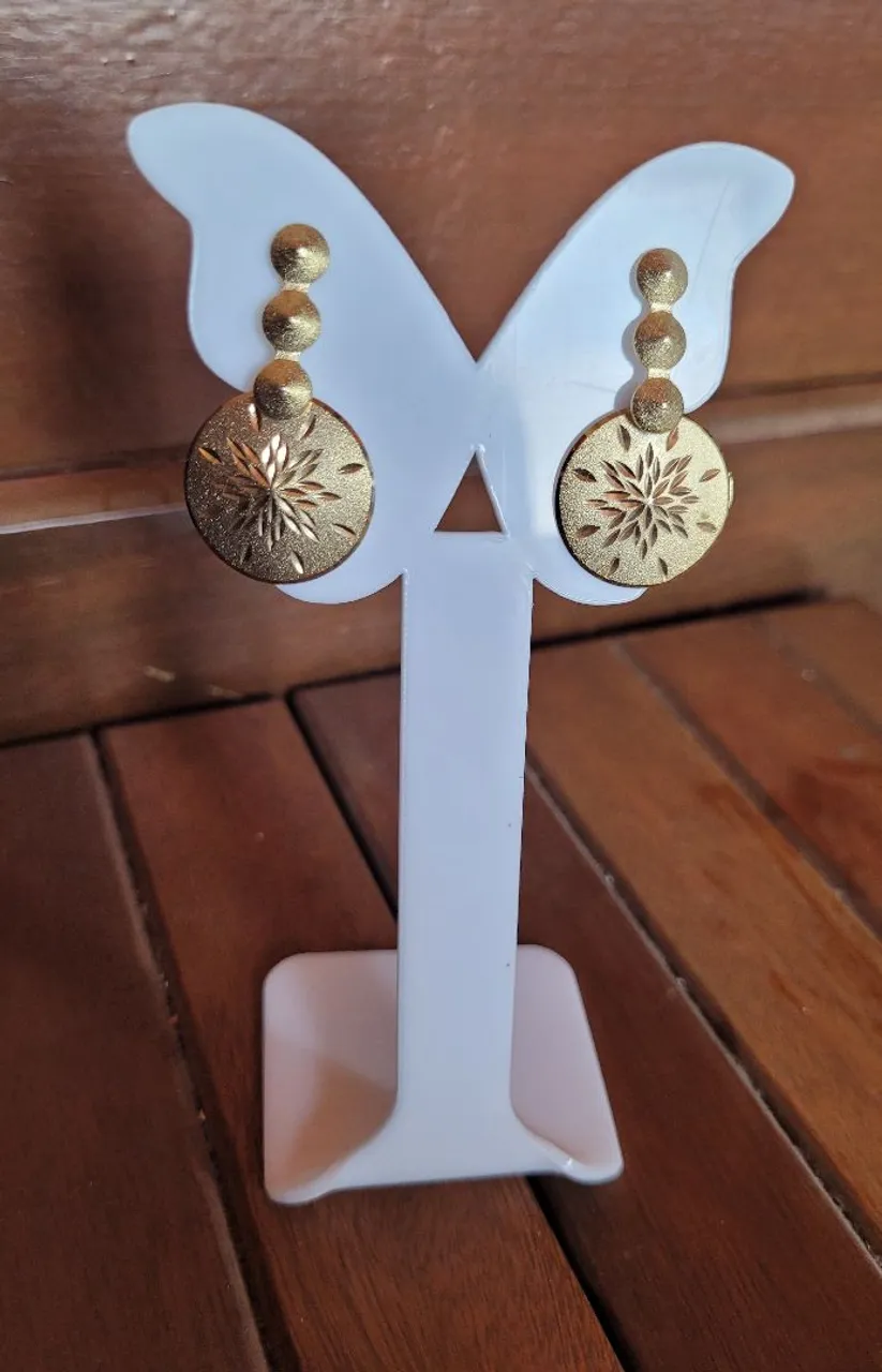 Brinco Dourado Floral