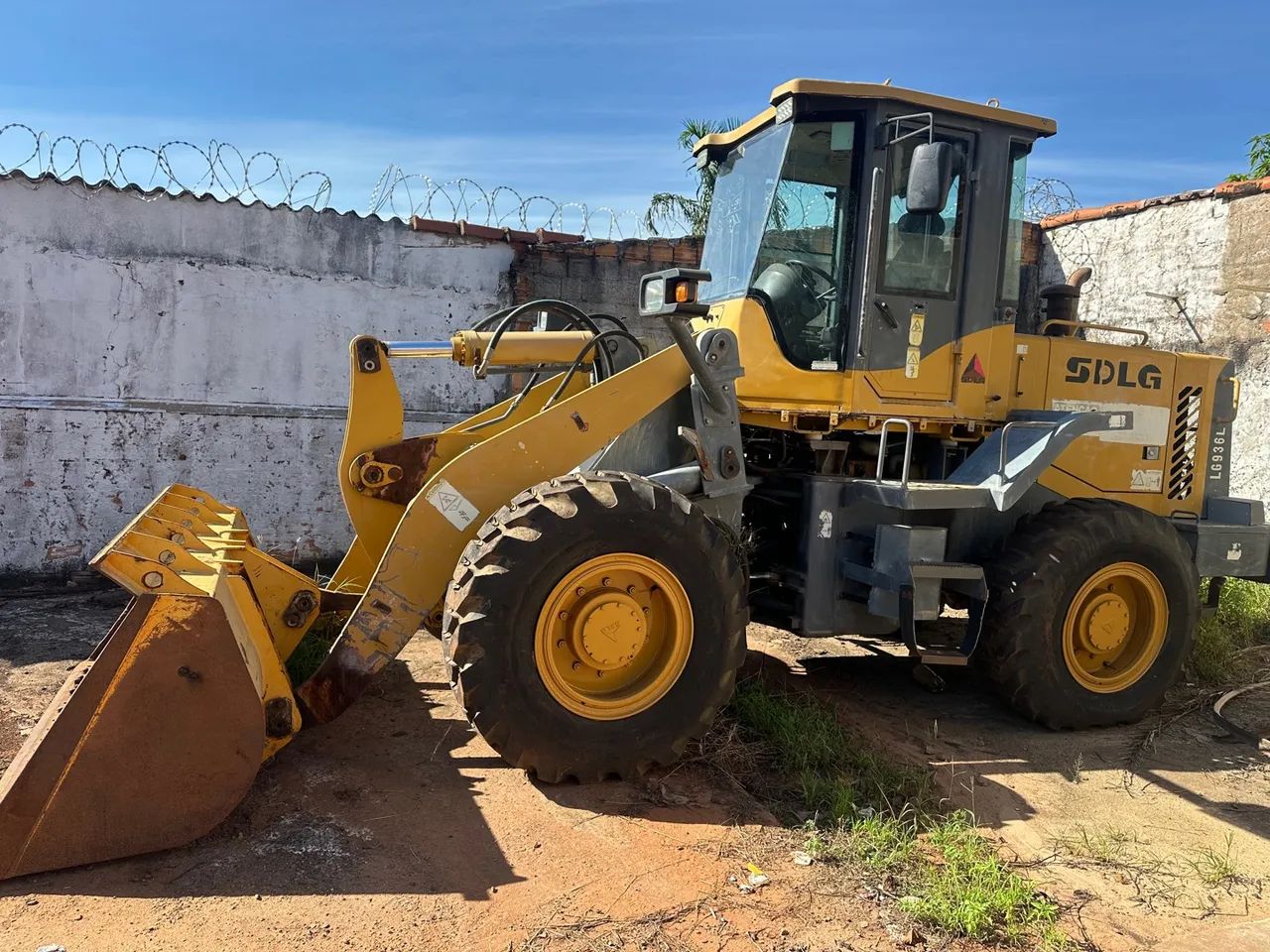 Pá Carregadeira SDLG 936 L ano 2012 . Máquina revisada .  - Foto 3