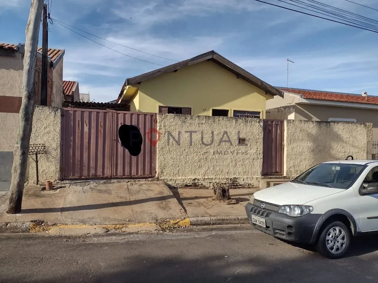 Imperdível! Casa à venda em Oriente-SP, Bairro Dona Elvira: 2 quartos, 1 sala, 1 banheiro,