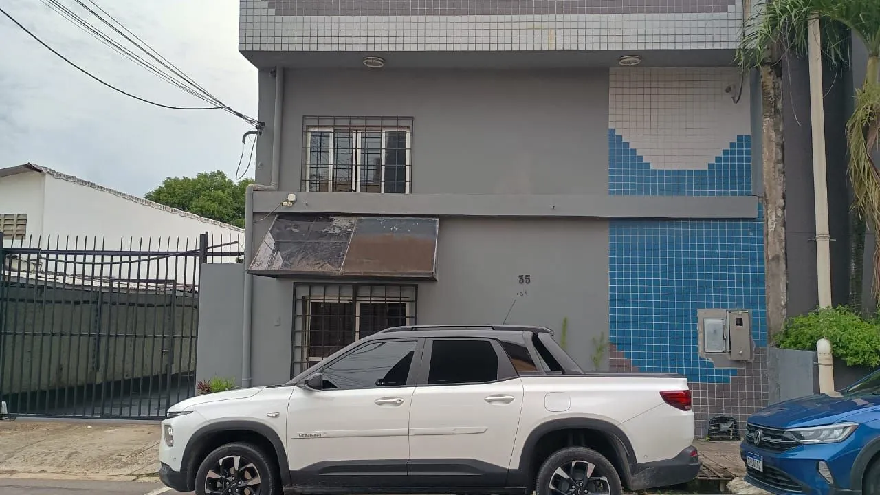 Ponto comercial com 500m2. Para clínicas, de estéticas, e odontológico Vieralves..