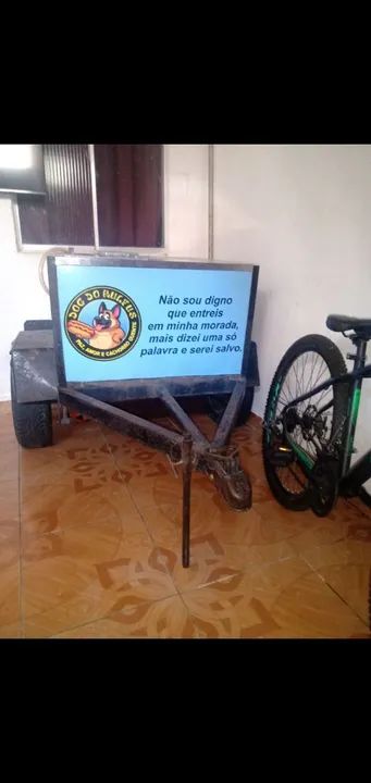 Carrinho de cachorro quente, modelo reboque 