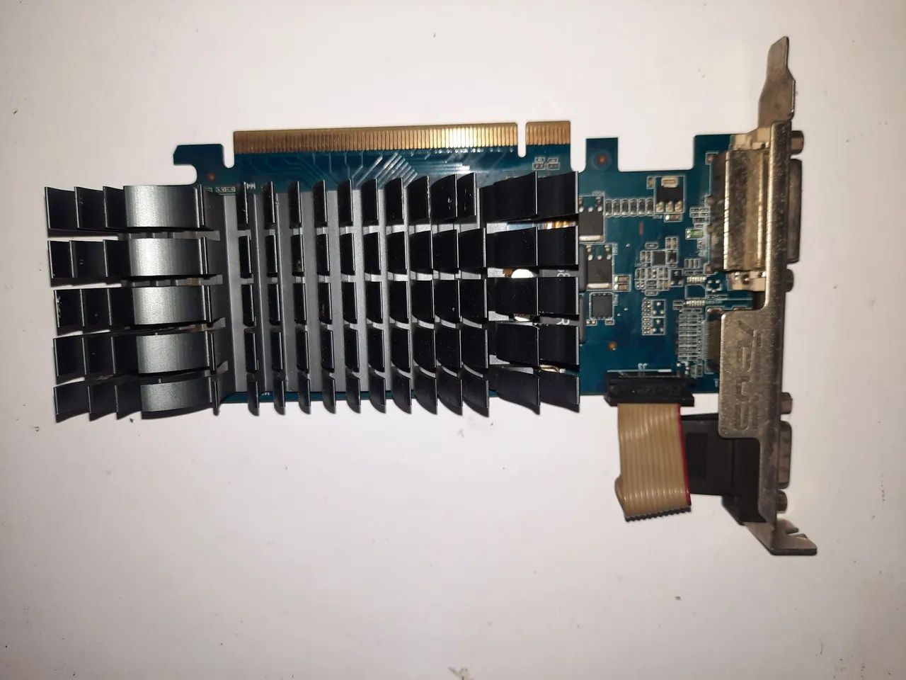 Placa de video Pci Asus Gforce En210 - Foto 2
