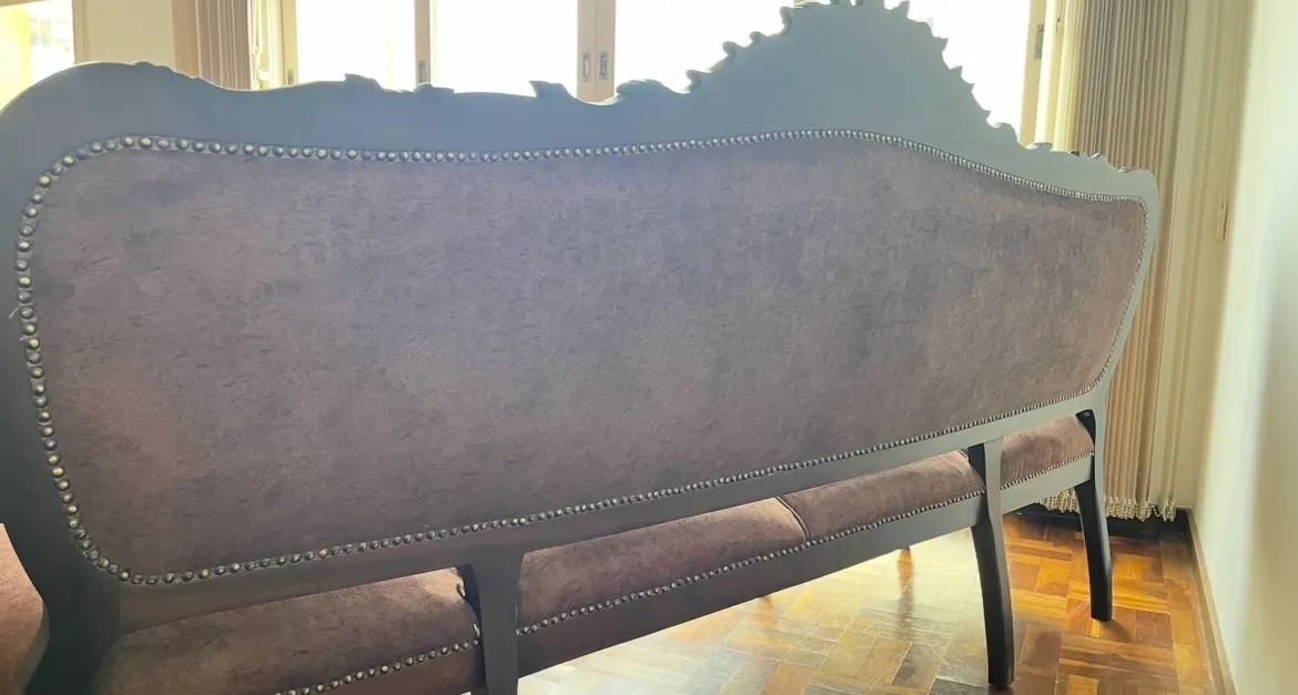 Sofá Clássico Estilo Luis XV - Foto 2