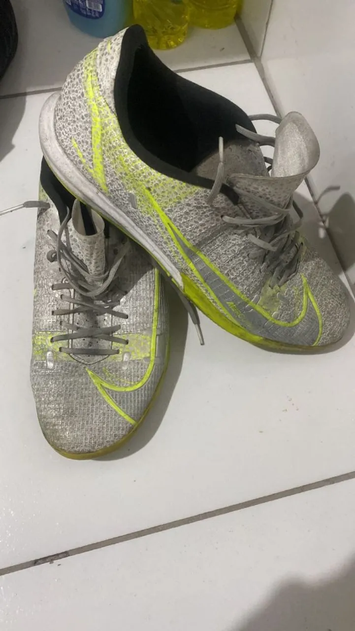 Socyete Nike Futsal - Tamanho 41