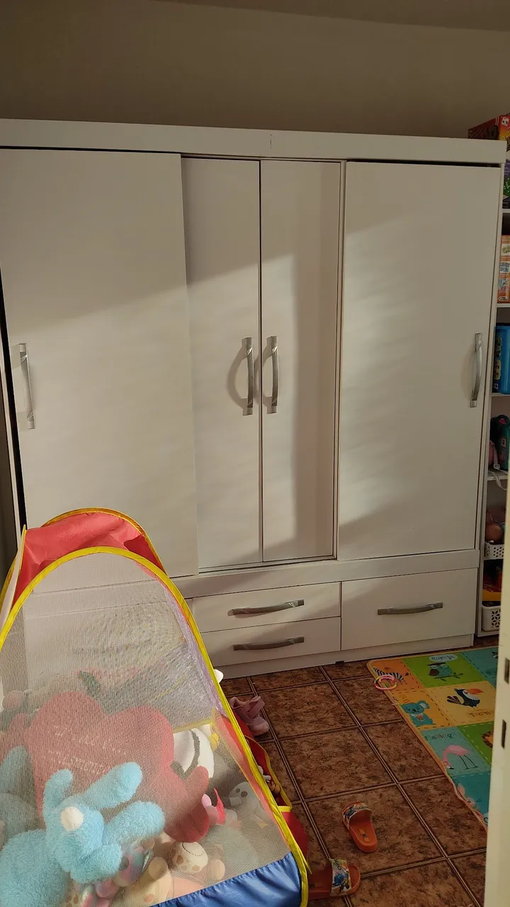 Guarda-Roupa Solteiro