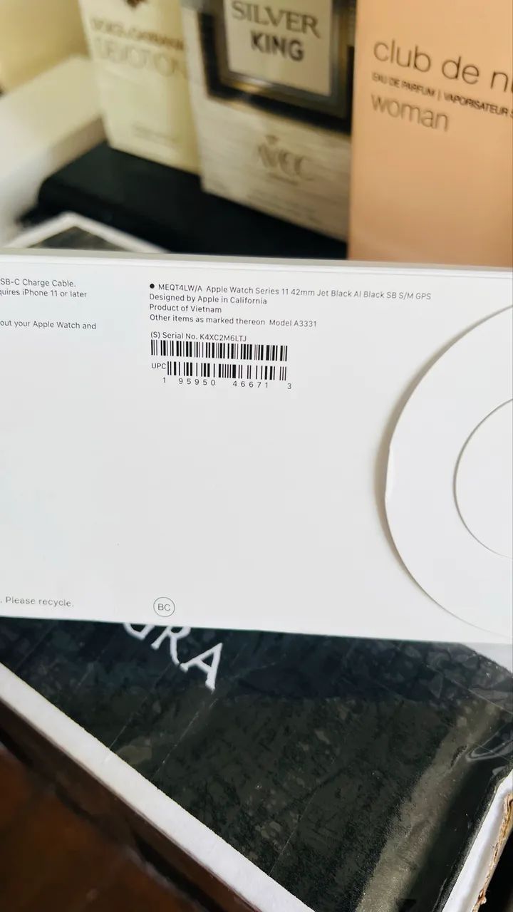 Apple Watch Series 11 42mm Jet Black Al Black SB S/M GPS lacrado com nota fiscal  - Foto 3