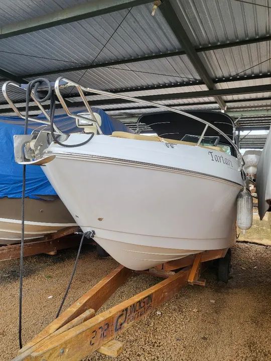 Lancha Focker 272 GTC cabinada - Foto 4