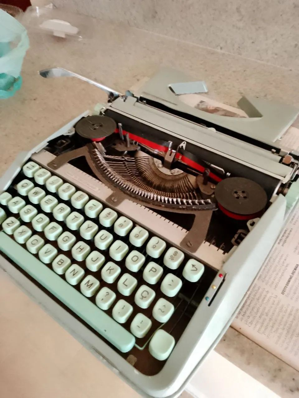 Máquina de escrever Hermes Baby - Foto 4