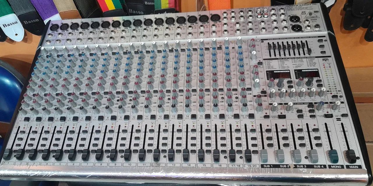 Mesa Behringer Eurodesk 2442fx - Foto 2