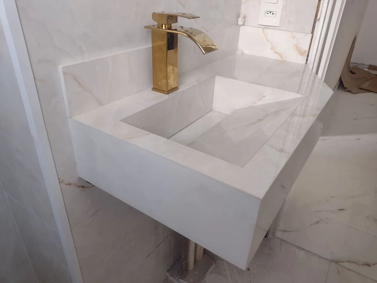 Pias cozinha, nichos e lavatórios banheiro em porcelanato  - Foto 6