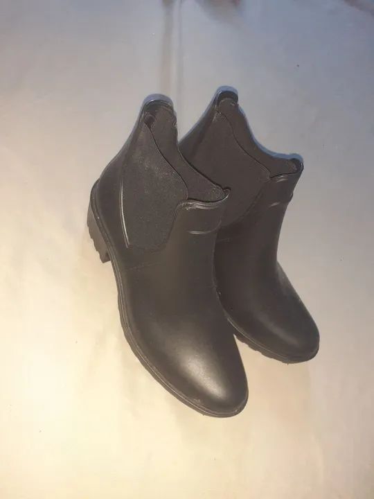 Calçados novos e seminovos  - Foto 4