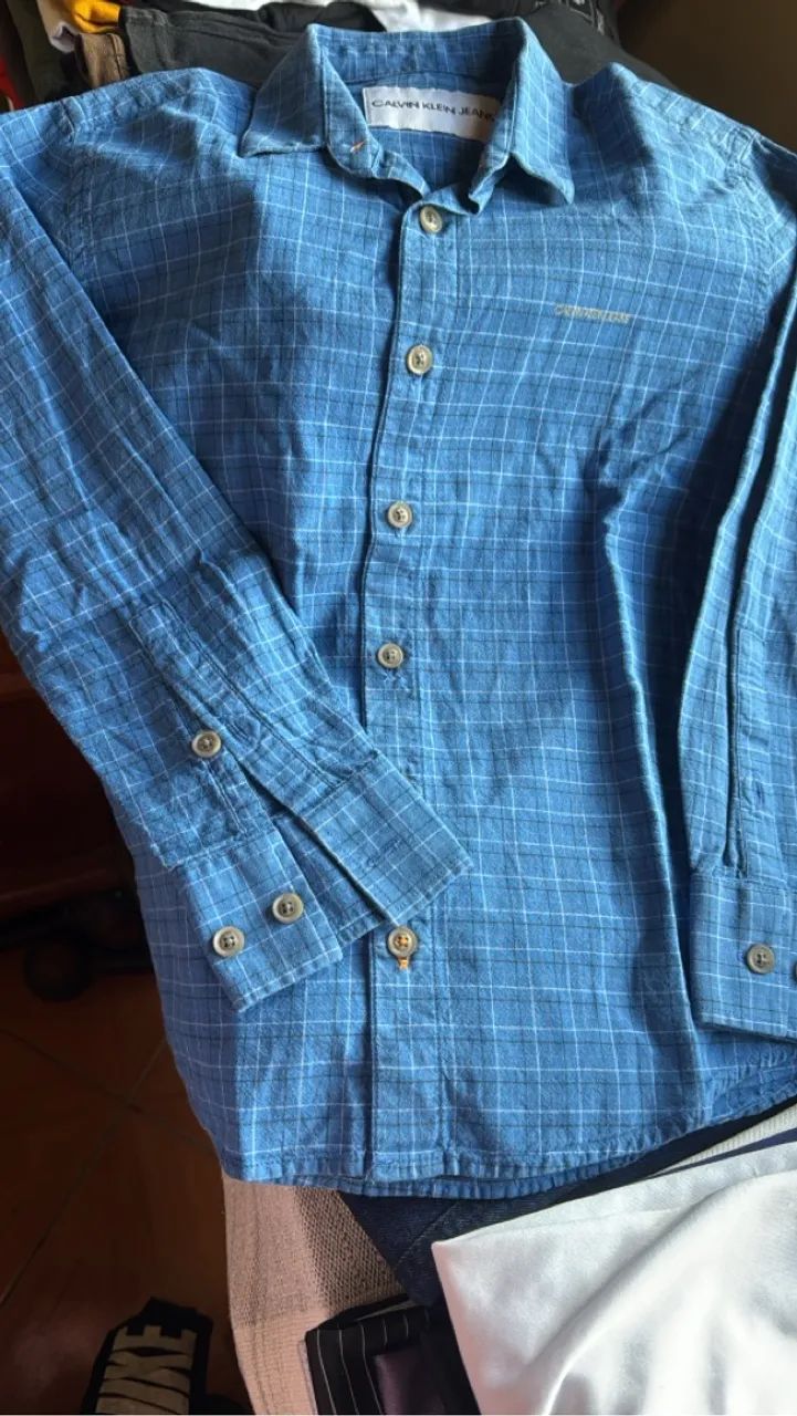 Camisa Azul Calvin Klein - Foto 4