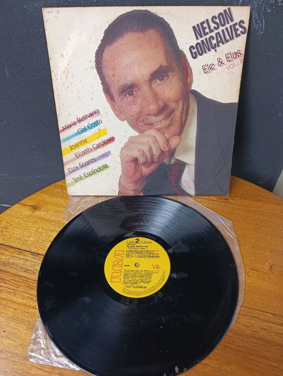 LP DISCO VINIL NELSON GONÇALVES ELE E ELAS VOL. II RCA VIK 1986<br> - Foto 4