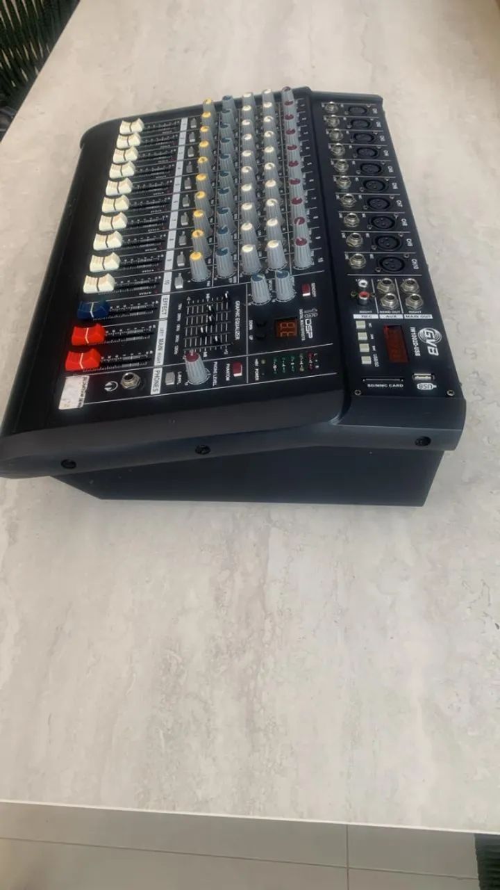 Mesa de som 10 canais perfeita GVB - DSP Powered mixer - Foto 2