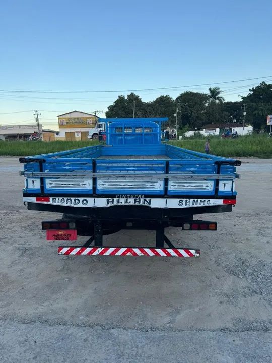 Caminhão Mercedes-Benz 1113  - Foto 4