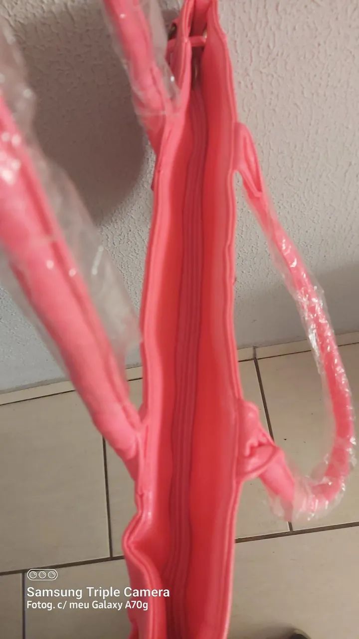 Bolsa Rosa Neon Nova . Courino - Foto 4