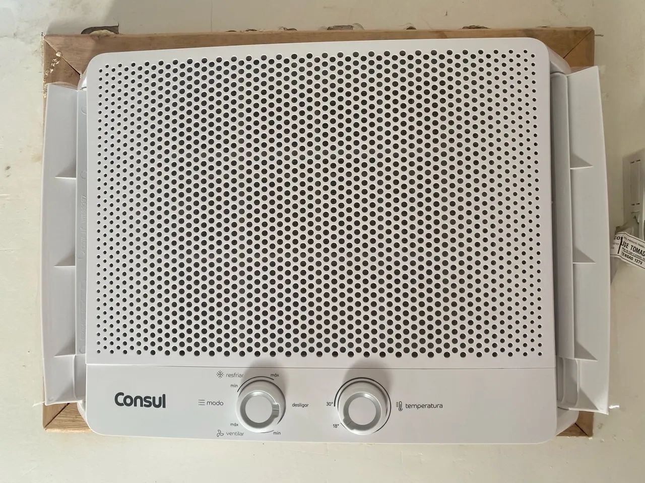 Ar Condicionado De Janela Consul 7.500 Btus CCB07FB 127V